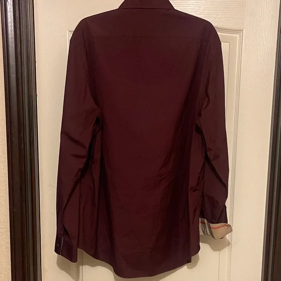 Burberry Men's Burgundy Button-Down Shirt - Picture 5 of 6